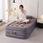 MATELAS GONFLABLE AVEC POMPE INTÉGRÉE RECHARGEABLE – 190 × 100 × 40 CM